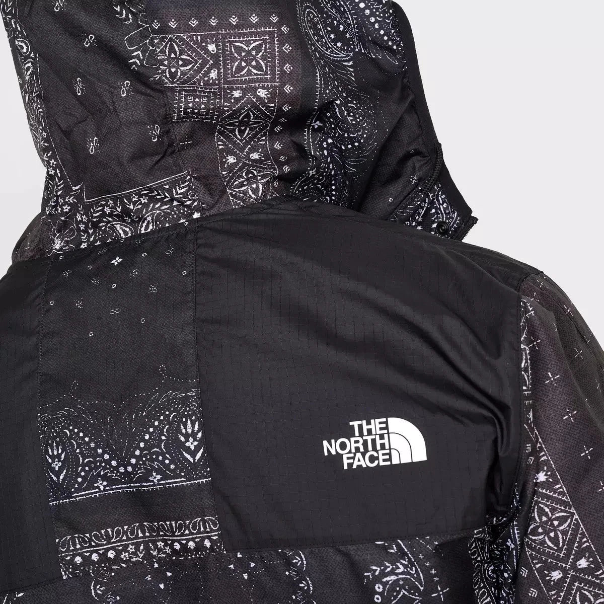 🔥🔥 The North Face Printed Mountain Jacket Men NF0A8GRY/001
