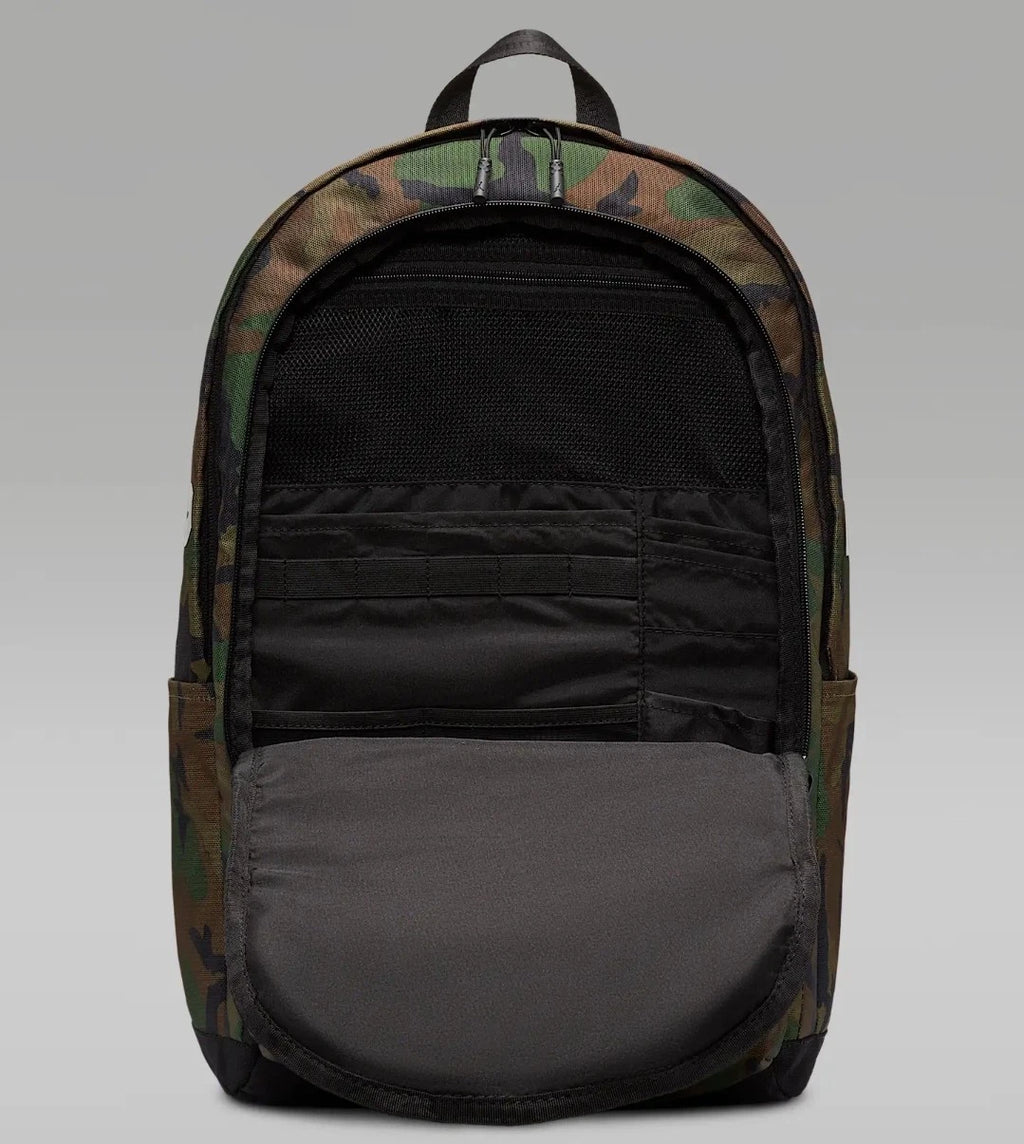 🔥🔥 Nike Jordan Air Patrol Camo Backpack Laptop Sleeve 9A0172-650 Original $80