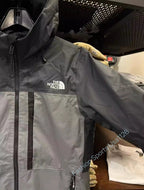 The North Face DryVent Jacket TNF Windproof, Waterproof NF0A7V7C4EN $ 320 🔥
