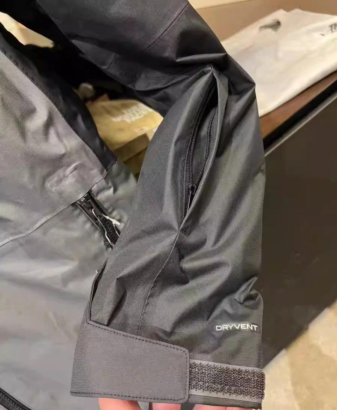 The North Face DryVent Jacket TNF Windproof, Waterproof NF0A7V7C4EN $ 320 🔥