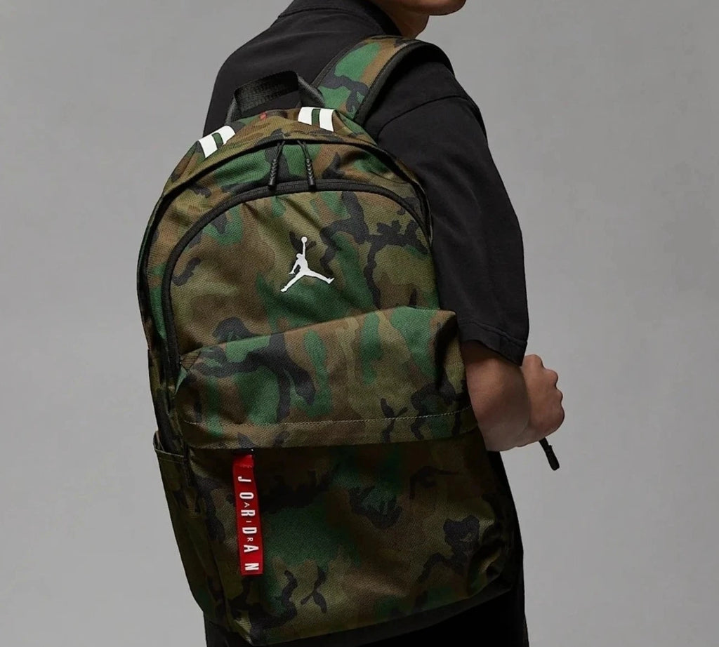 🔥🔥 Nike Jordan Air Patrol Camo Backpack Laptop Sleeve 9A0172-650