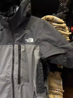 The North Face DryVent Jacket TNF Windproof, Waterproof NF0A7V7C4EN $ 320 🔥